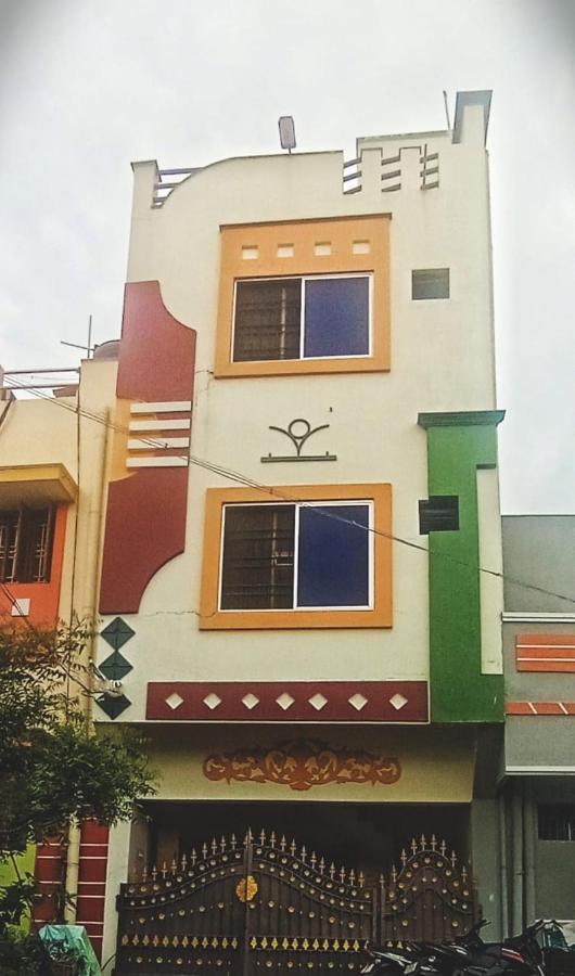 Thiru Arunai Guest House Tiruvannāmalai Dış mekan fotoğraf